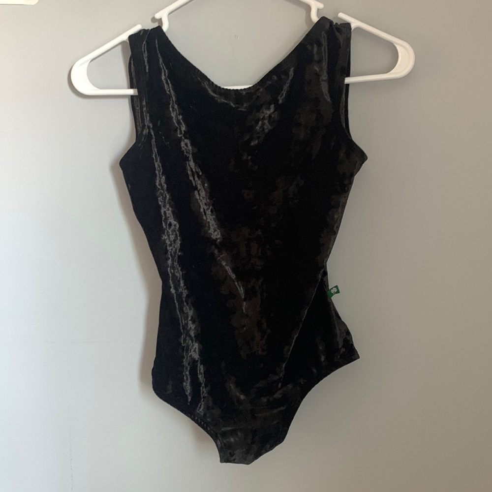 Luckyleo Dancewear Black Velvet Allure